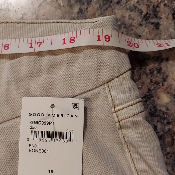 NWT Good American Good 90's Icon Straight Jeans Bone001 Women Plus Size 16 Beige - Picture 7 of 9